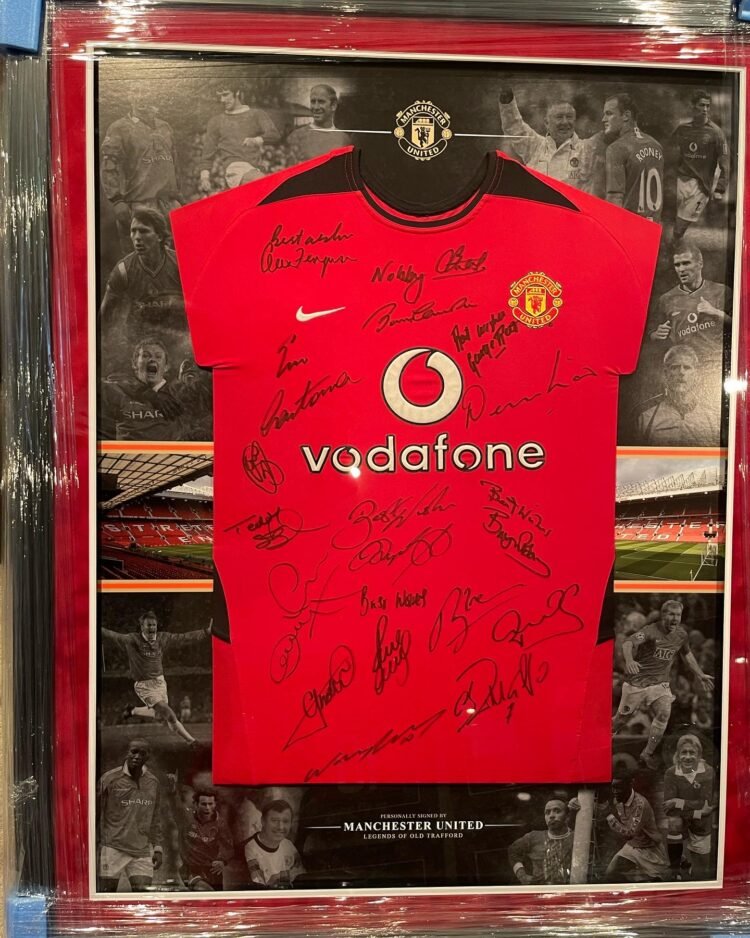 Manchester United signed legends shirt