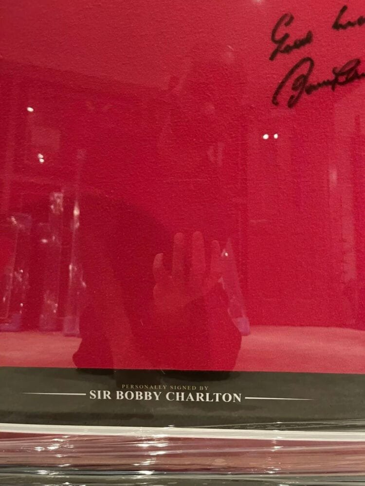 Sir Bobby Charlton Signed 1958 Manchester United Shirt - Image 3