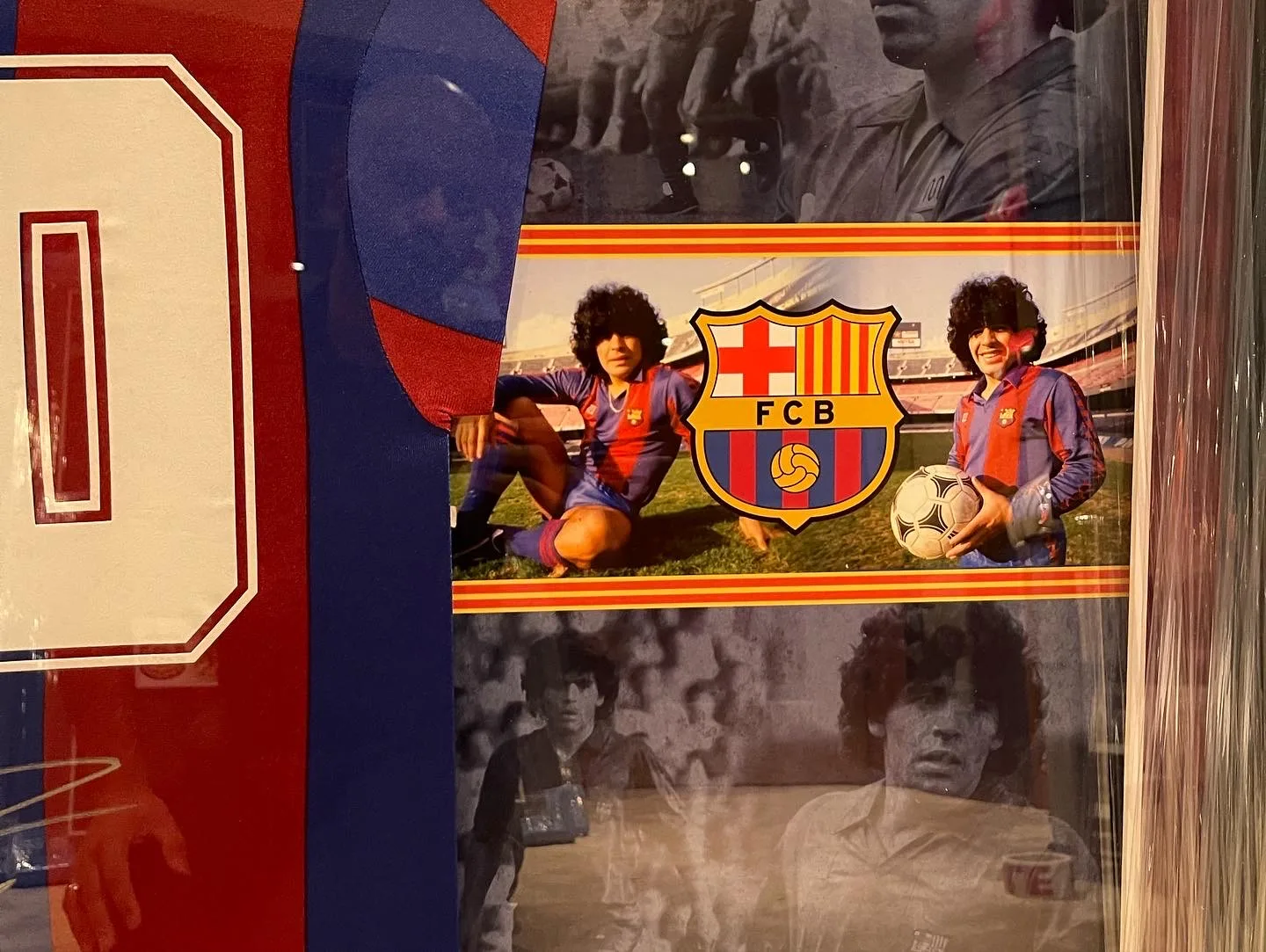 Diego Maradona Signed Barcelona 10 Shirt - Image 4