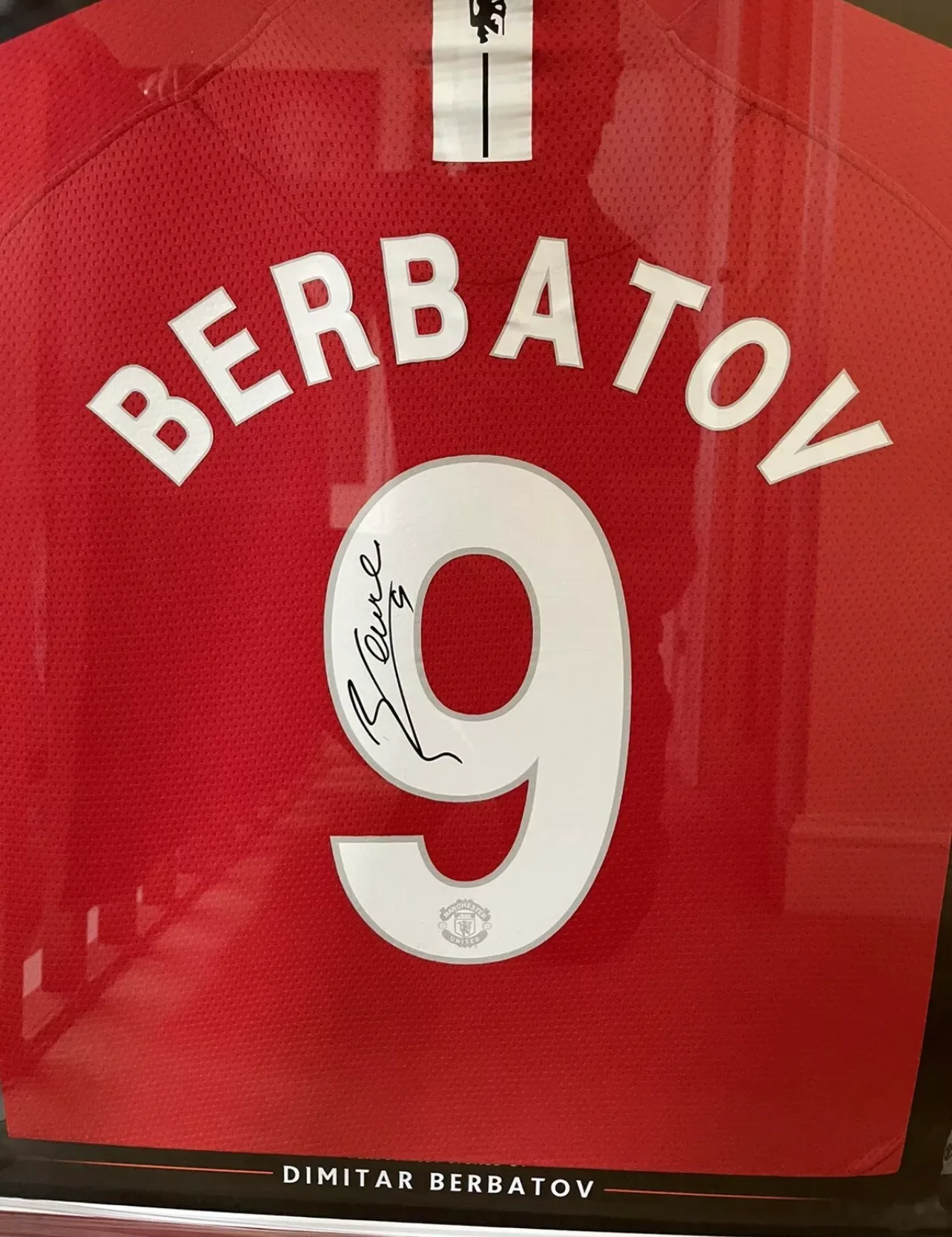 Dimitar Berbatov Signed 2009 Manchester United Shirt - Image 2