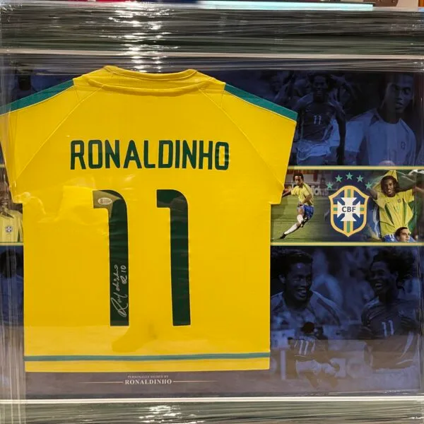 Ronaldinho signed Brazil shirt￼