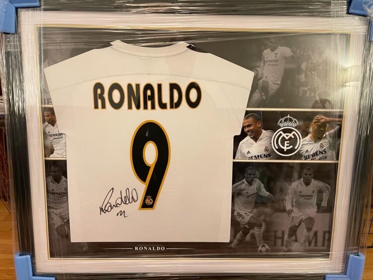 Ronaldo Signed Real Madrid Shirt R9