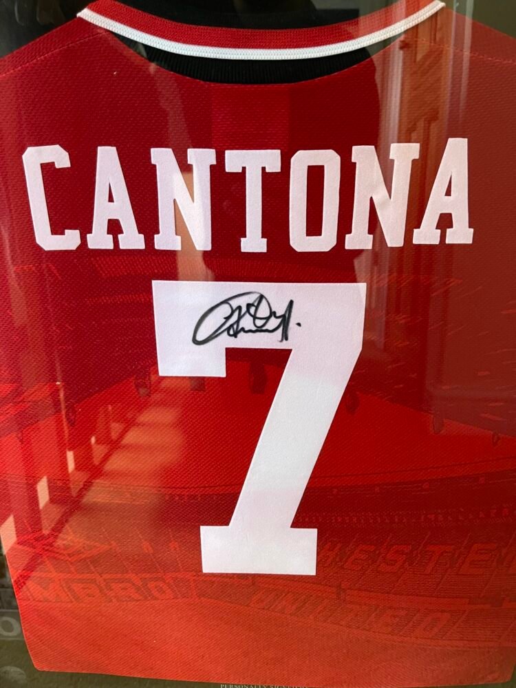 Eric Cantona Signed 1995 Manchester United Shirt - Image 2