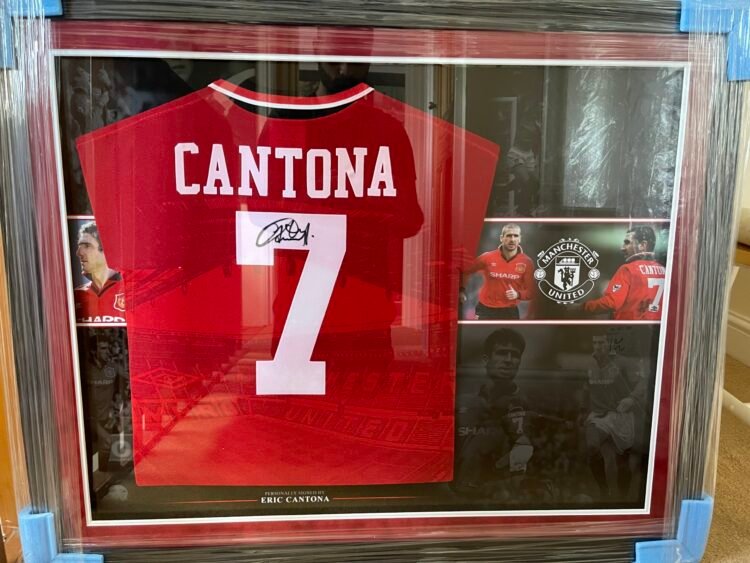 Eric Cantona Signed 1995 Manchester United Shirt