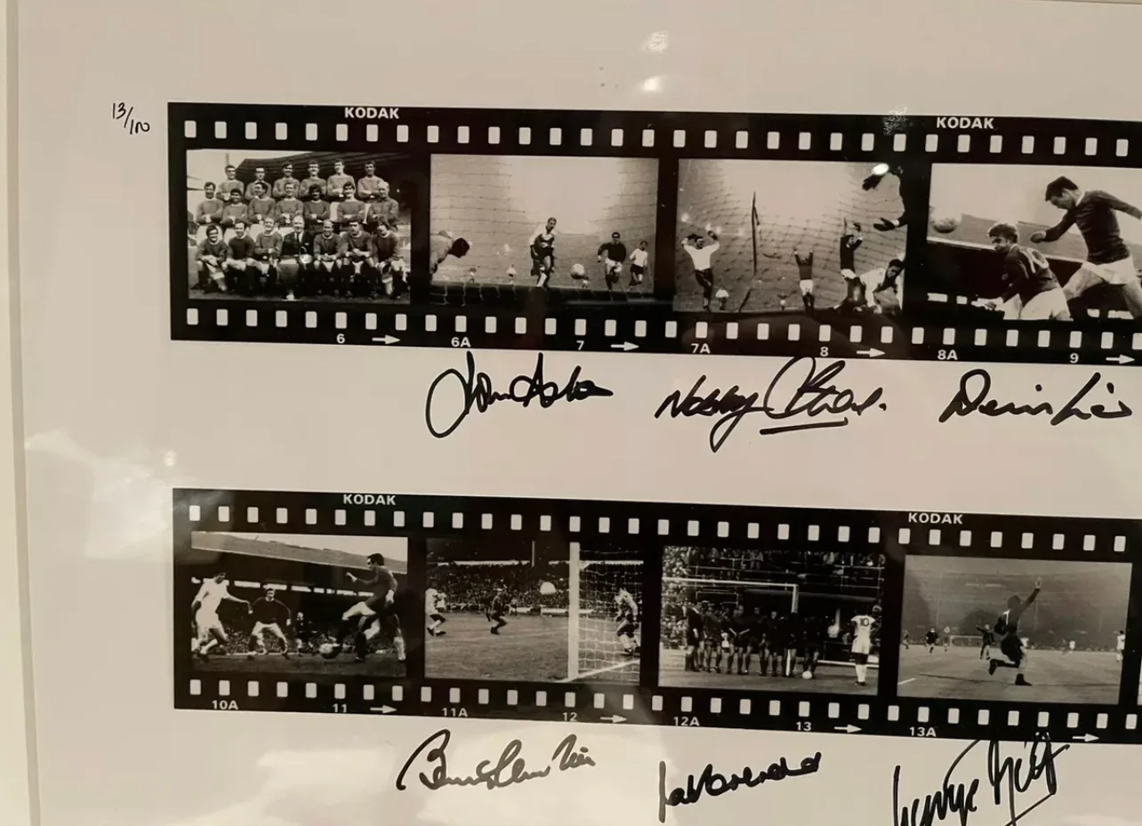 Sir Matt’s Final Summit Signed By Manchester United 1968 Team - Image 3