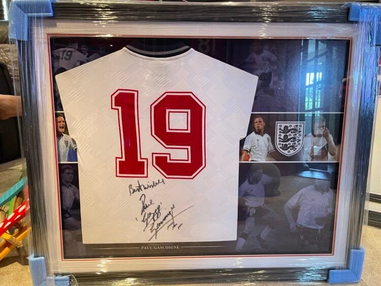Paul Gazza Gascoigne signed 1990 England shirt