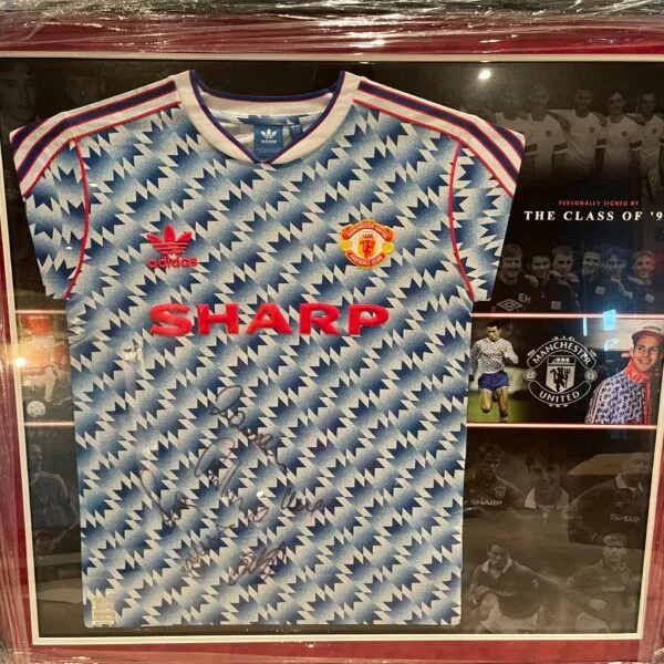 Manchester United signed 'Class of '92' shirt