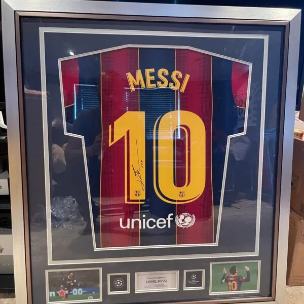 Lionel Messi signed Barcelona shirt ICONS
