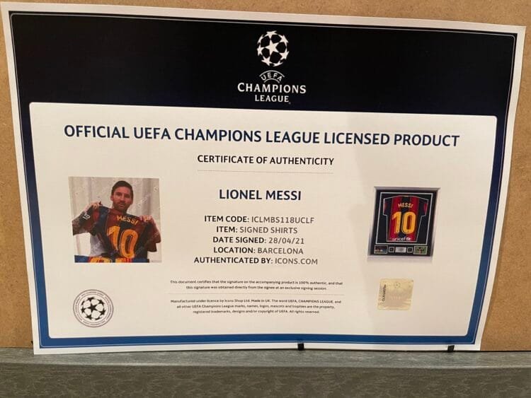 Lionel Messi signed Barcelona shirt ICONS - Image 3