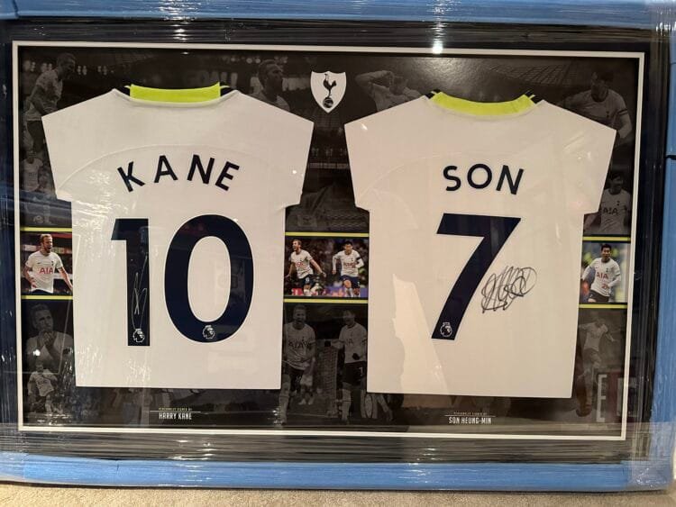 Harry Kane and Son Heung-min signed 2022/23 Tottenham Hotspur shirt