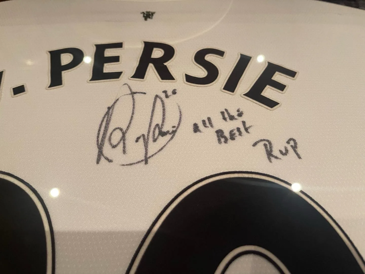 Robin Van Persie signed Manchester United 2012/13 away shirt and match worn boots. - Image 7