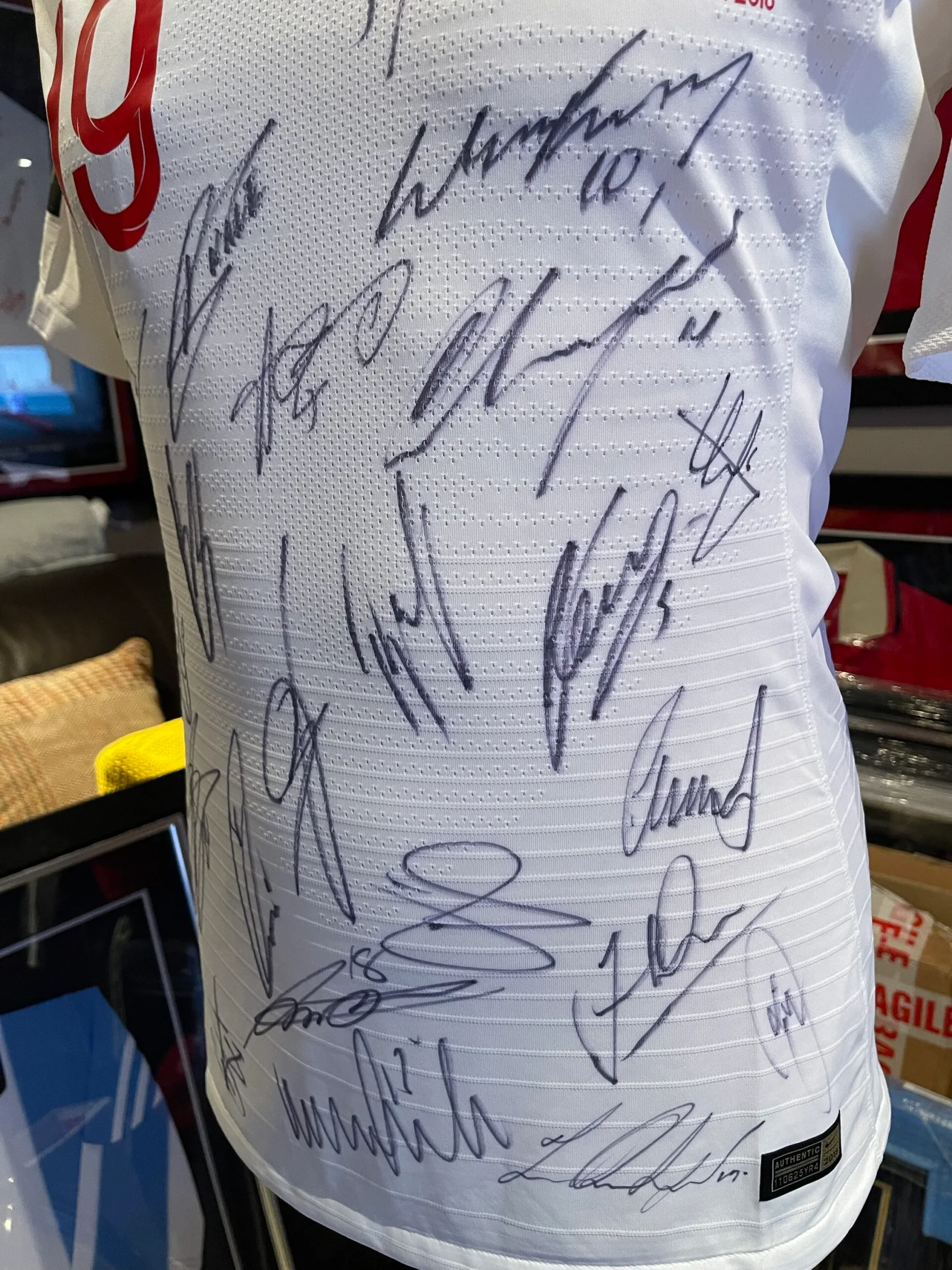Marcus Rashford match worn England vs USA framed signed shirt - Image 4