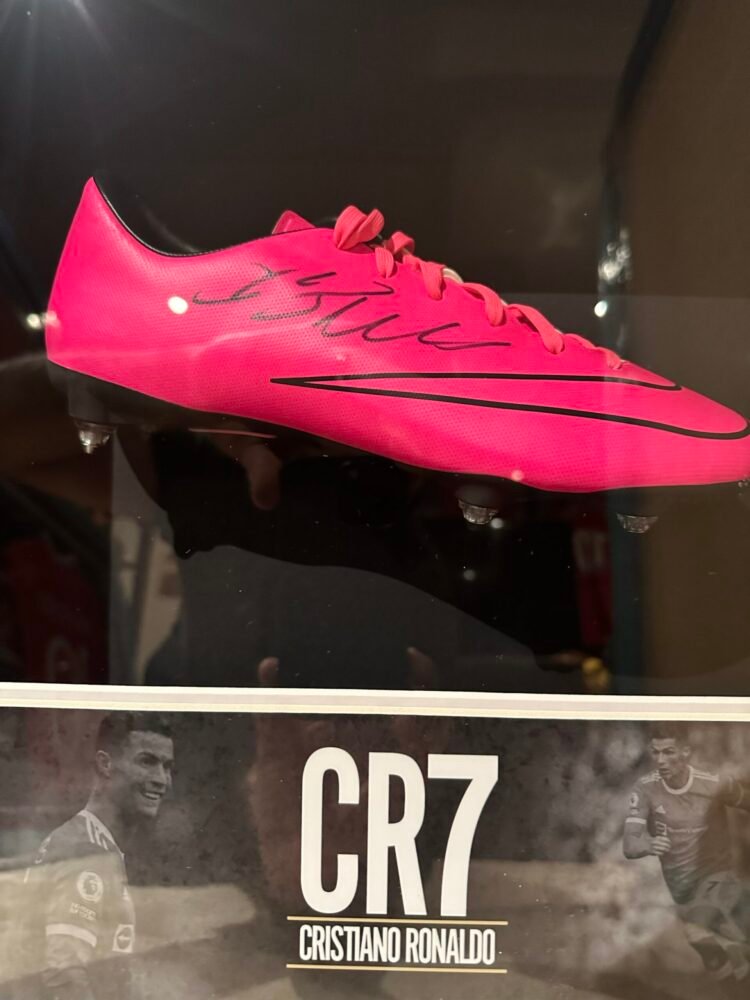 Cristiano Ronaldo CR7 signed boot - Image 5