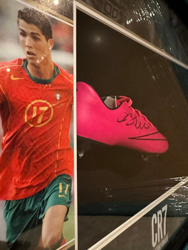 Cristiano Ronaldo CR7 signed boot - Image 6