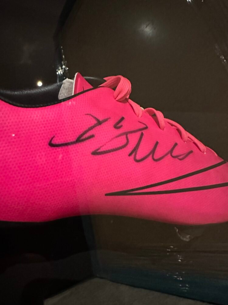 Cristiano Ronaldo CR7 signed boot - Image 7