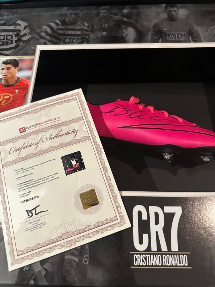 Cristiano Ronaldo CR7 signed boot - Image 12