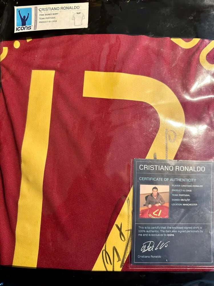 Cristiano Ronaldo signed 2007 Portugal shirt CR17 ICONS - Image 3