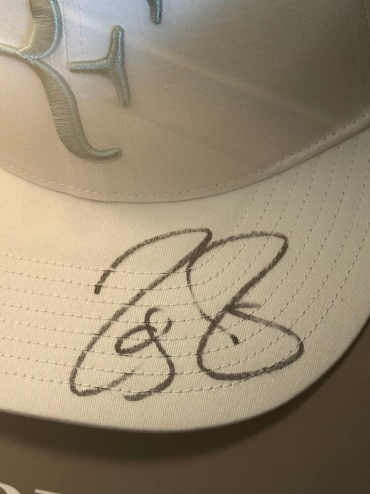 Roger Federer signed tennis career cap - Image 10