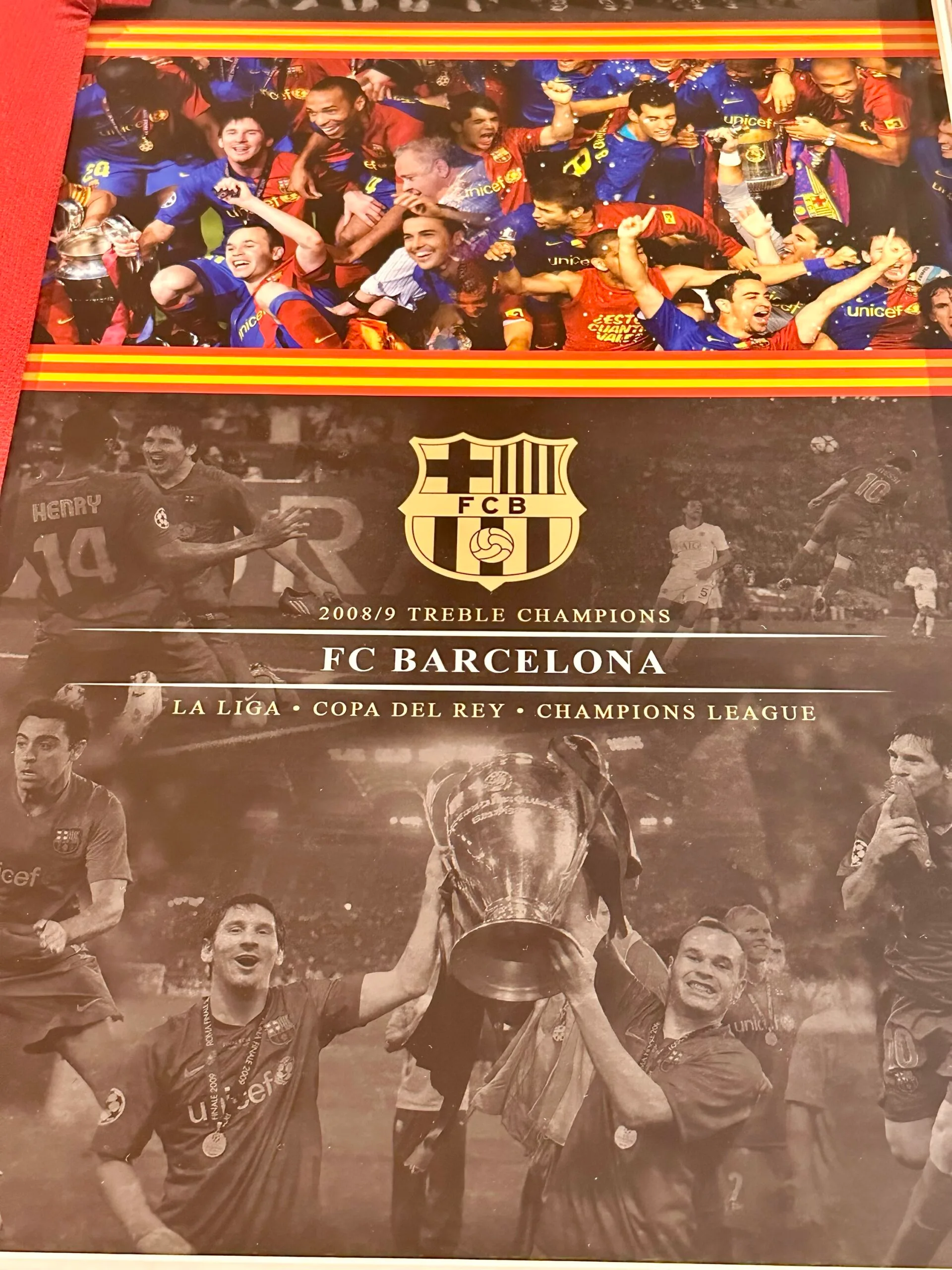 Barcelona signed 2008/09 treble winners shirt Messi Xavi Iniesta - Image 8