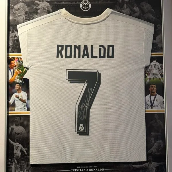 Cristiano Ronaldo signed Real Madrid 2015/16 shirt ICONS A1 CR7