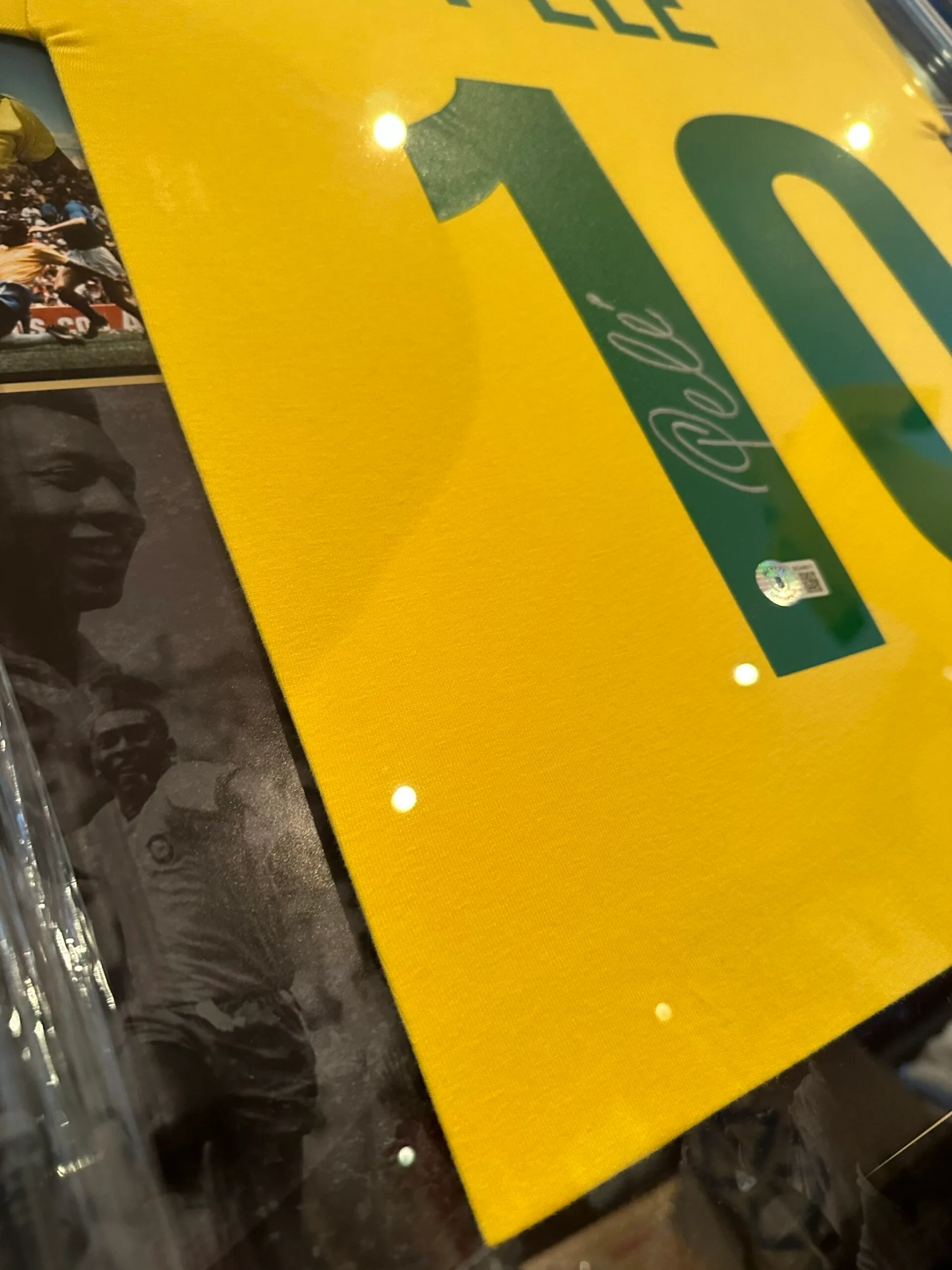 Pele signed Brazil shirt Beckett authenticated - Image 7