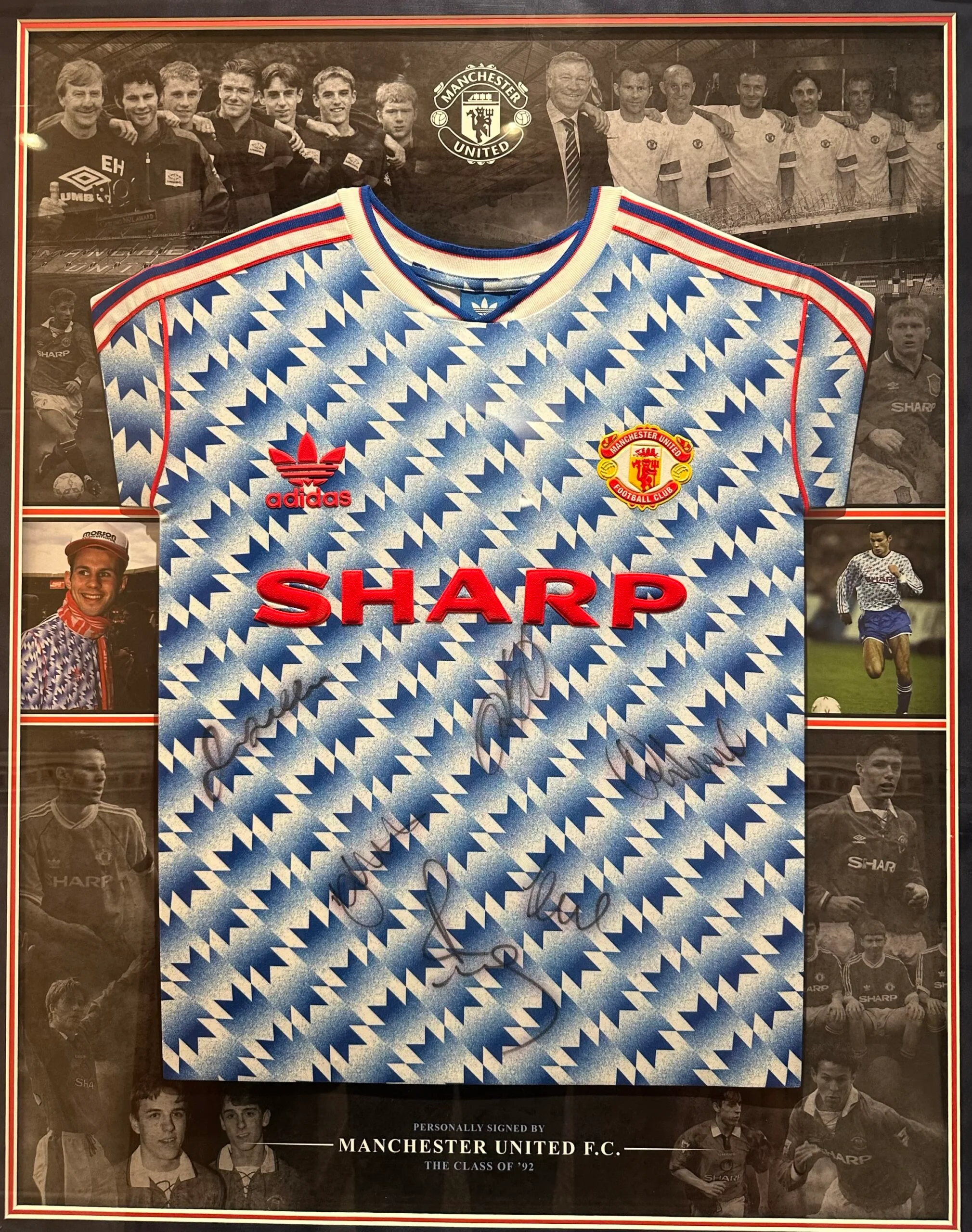 Manchester United Class of '92 signed shirt - Image 12
