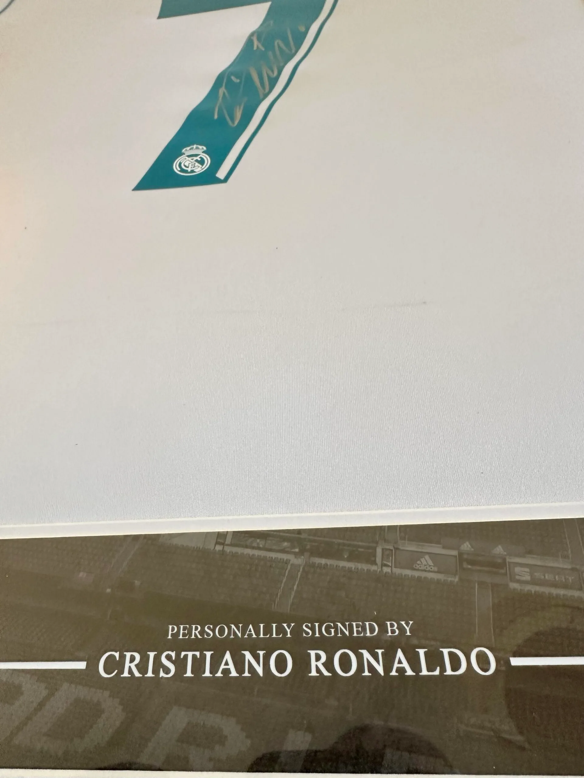 Cristiano Ronaldo Real Madrid & Lionel Messi Barcelona signed shirts Icons - Image 4