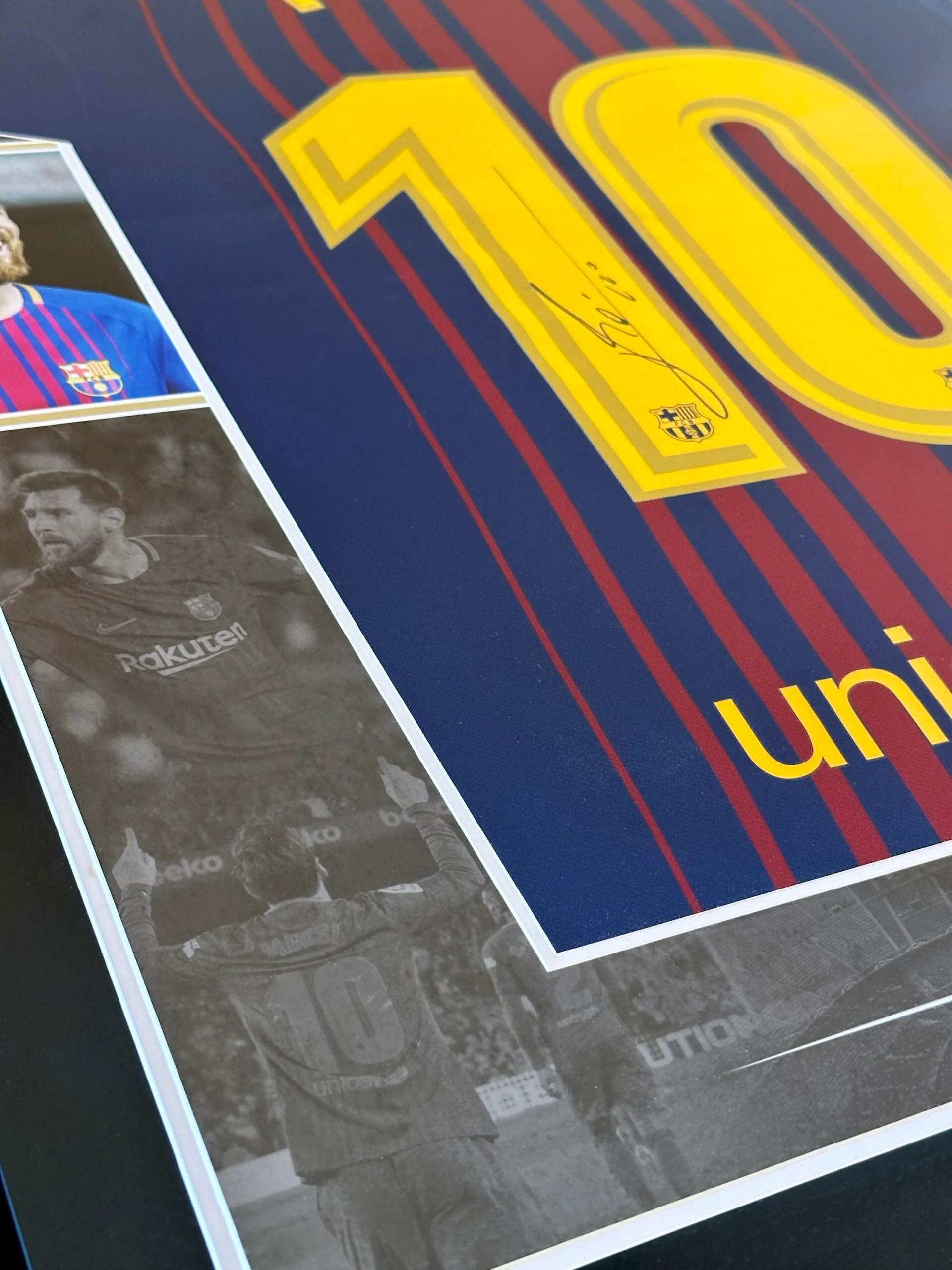 Cristiano Ronaldo Real Madrid & Lionel Messi Barcelona signed shirts Icons - Image 14