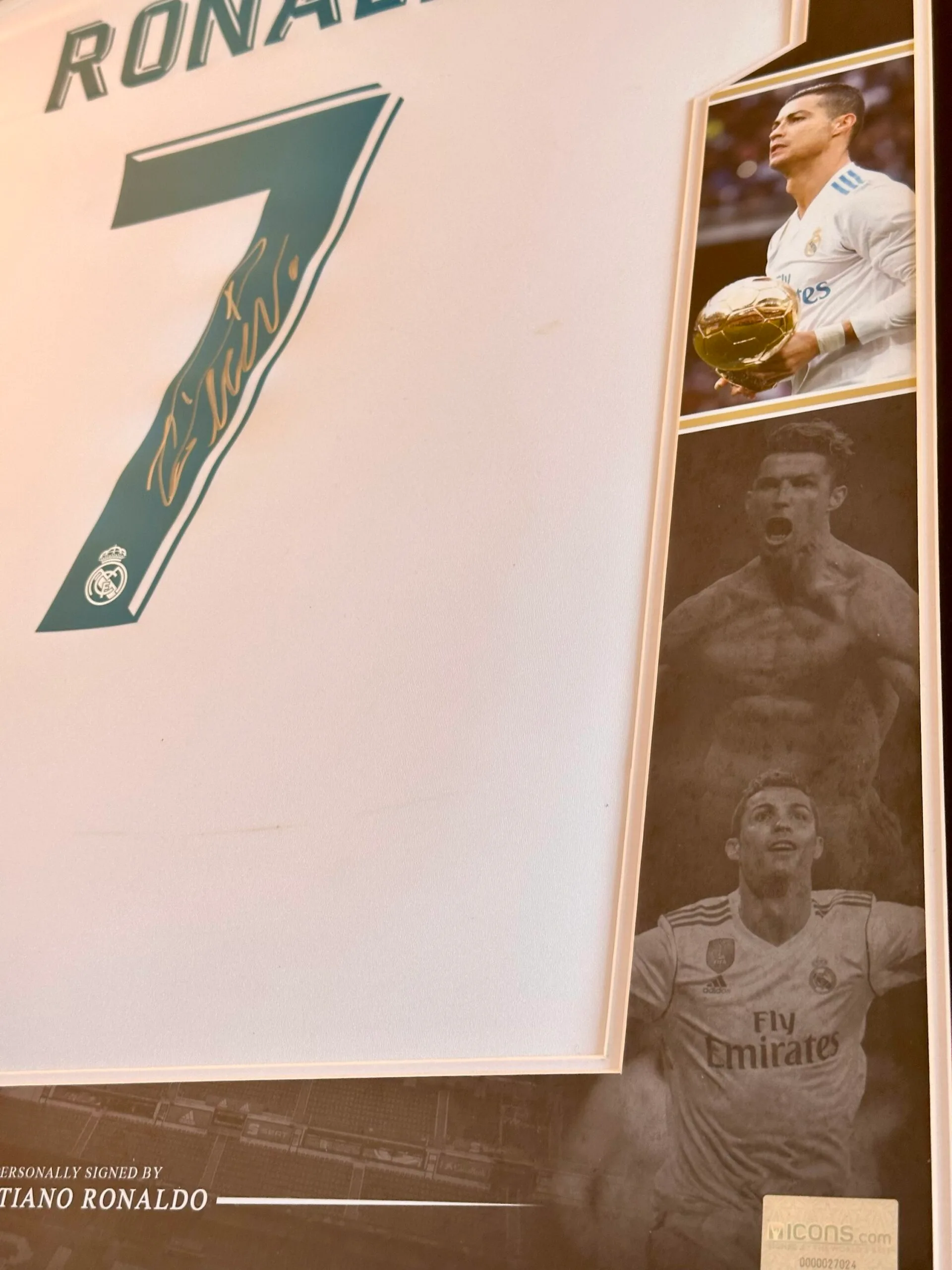 Cristiano Ronaldo Real Madrid & Lionel Messi Barcelona signed shirts Icons - Image 15