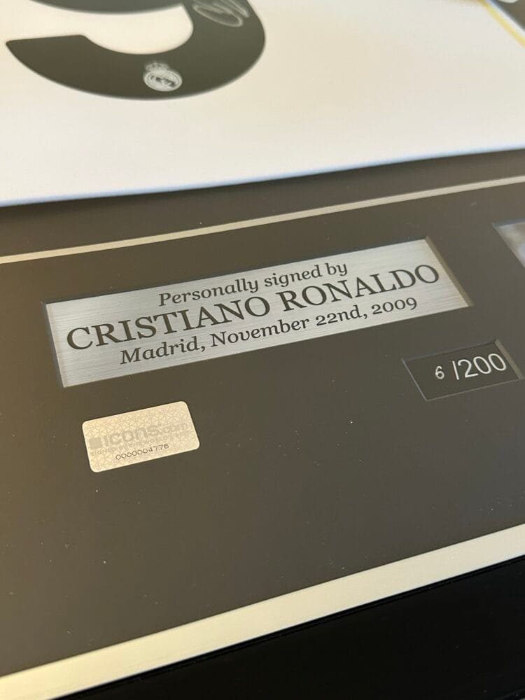 Cristiano Ronaldo signed Real Madrid Shirt CR9 ICONS - Image 2